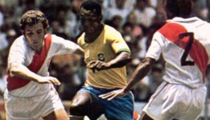 Hulk comemora um de seus três gols na partida Itabirito 2 x 7 Atlético-MG
             -       
        Pedro Souza - 14.fev.26/Atlético-MG