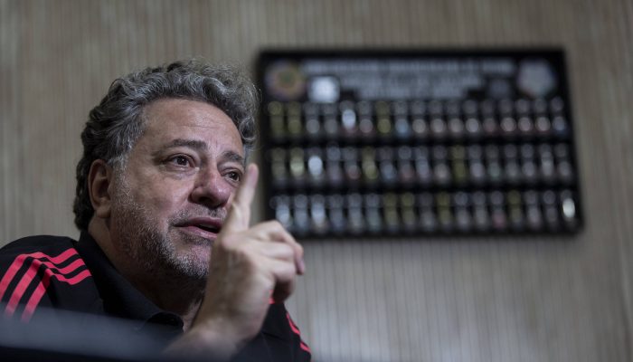 Julio Casares, presidente do São Paulo, durante entrevista à Folha
             -       
        Adriano Vizoni - 28.set.22/Folhapress