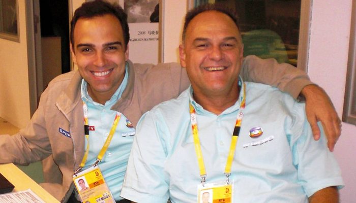 Tadeu Shmidt irm&atilde;o ca&ccedil;ula do ex-jogador de basquete Oscar Schmidt
             -       
        Divulga&ccedil;&atilde;o