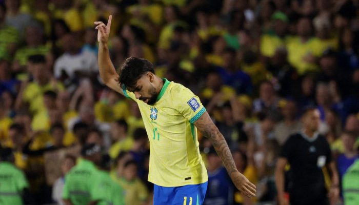 Lucas Paquetá celebra gol pela seleção brasileira
             -       
        Sergio Moraes/Reuters