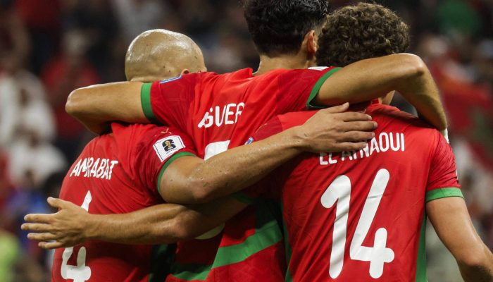 Amrabat, Aguerd e Aynaoui comemoram a classificação de Marrocos para a Copa do Mundo de 2026, obtida com goleada sobre o Níger em Rabat
             -       
        Abdel Majid Bziouat - 5.set.25/AFP