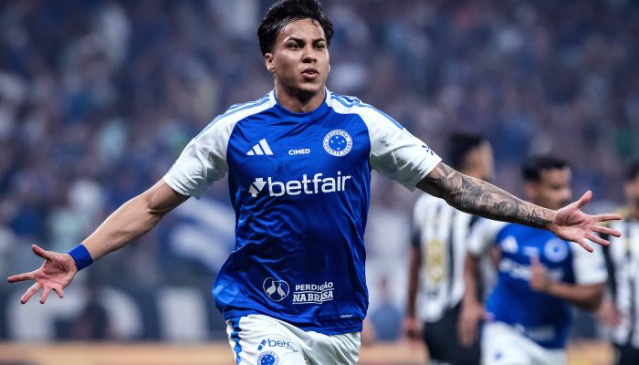 Kaio Jorge comemora gol do Cruzeiro contra o Atlético-MG, no Mineirão 
             -       
        Gustavo Aleixo - 11.set.2025/Divulgação/Cruzeiro