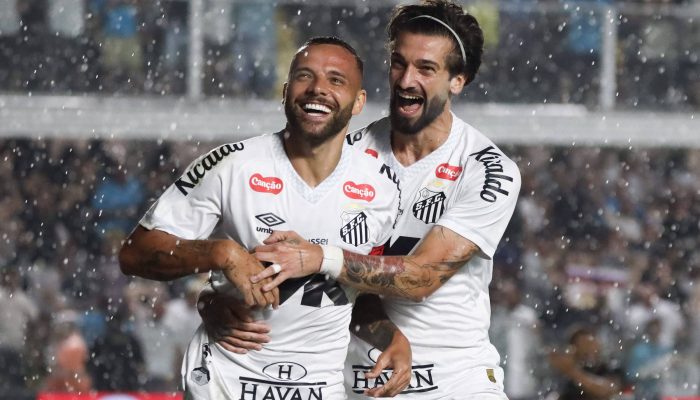 Guilherme comemora gol em clássico contra o São Paulo
             -       
        Marina Uezima/Brazil Photo Press/Agência O Globo