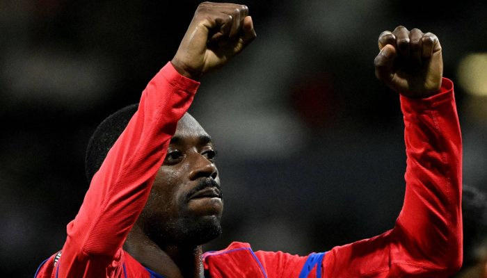 Dembélé comemora gol do PSG contra o Toulouse no TFC Stadium, em Toulouse, pelo Francês
             -       
        Llionel Bonaventure - 30.ago.2025/AFP