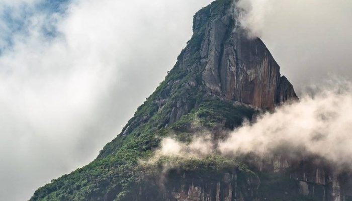Pico Paraná, mais alto da região sul do Brasil
             -       
        Divulgação
