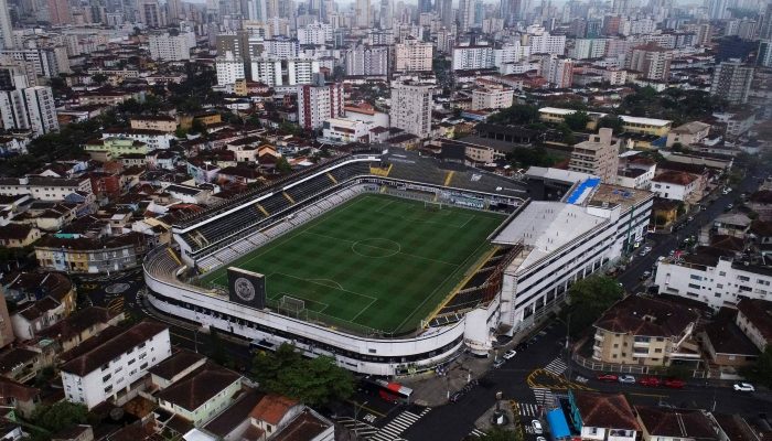 Vila Belmiro, casa do Santos; estádio deve passar por uma grande reforma
             -       
        Miguel Schincariol - 21.out.20/AFP
