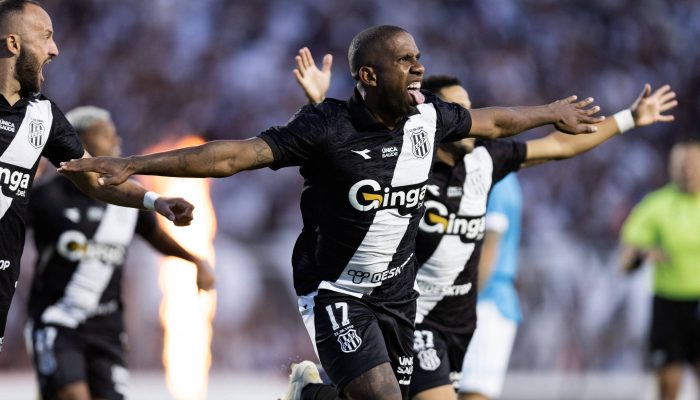 Toró comemora seu gol, o primeiro da Ponte Preta na final contra o Londrina
             -       
        Douglas Moreti/Agência F8/Folhapress