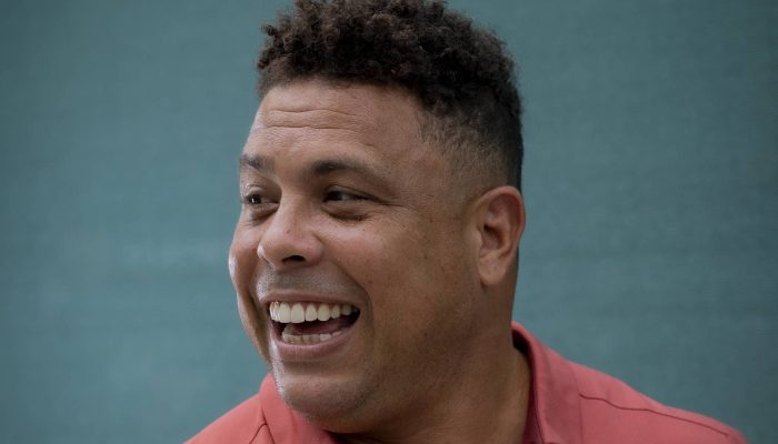 O ex-futebolista Ronaldo Nazário no torneio de tênis beneficente para arrecadar fundos para a Fundação Fenômenos
             -       
        Ronny Santos/Folhapress