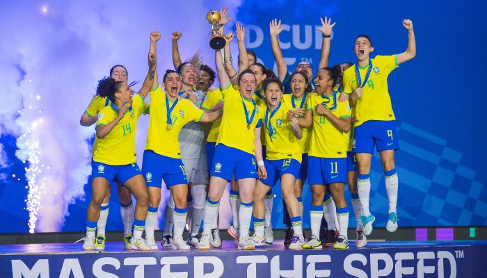 Jogadoras do Brasil celebram a conquista do título em Pasig
             -       
        Fabio Souza/CBF