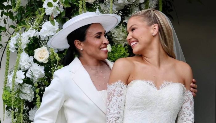 Marta Silva se casa com Carrie Lawrence nos Estados Unidos
             -       
        Reprodu&ccedil;&atilde;o