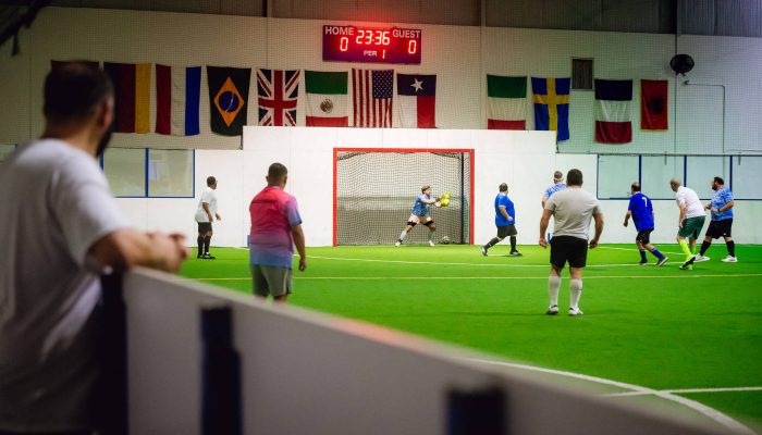 Partida entre Fat Man United e Totten-Ham and Cheese, pela Man v Fat League
             -       
        Desiree Rios - 6.jan.2026/NYT