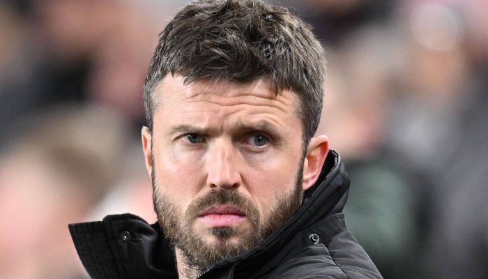 Michael Carrick acompanha duelo entre Middlesbrough e Aston Villa pela FA Cup no Riverside Stadium, em Middlesbrough

             -       
        Oli Scarff - 6.jan.2023/AFP