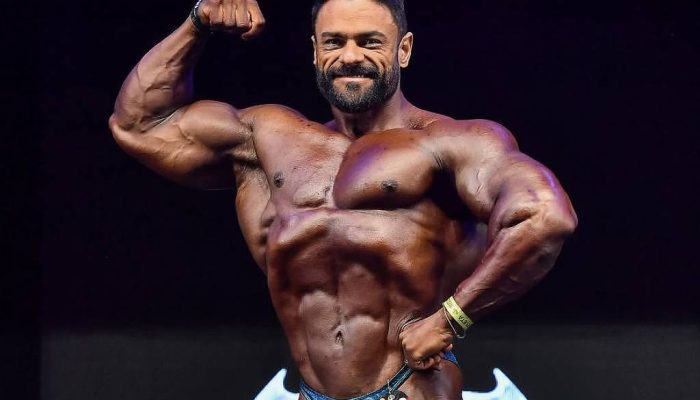 Hugo Abbá nos palcos do Musclecontest Brazil 2024
             -       
        Giba Junior/Musclecontest International