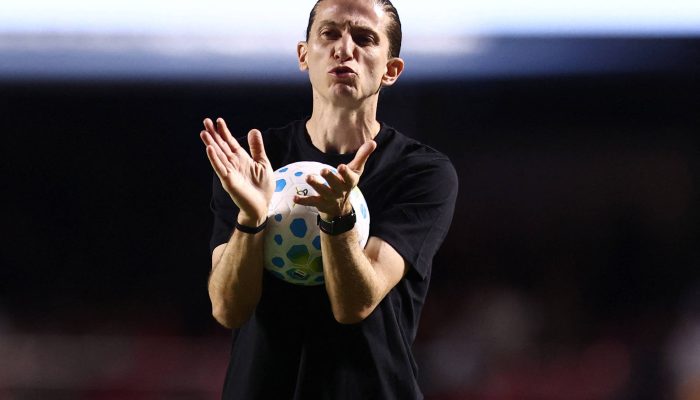Filipe Luis durante partida entre Flamengo e São Paulo no Morumbi

             -       
        Jean Carniel - 28.jan.26/Reuters