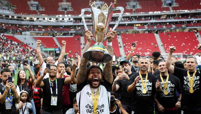 Torcida do Corinthians no estádio Mané Garrincha
             -       
        Pedro Ladeira - 1°.fev.26/Folhapress
