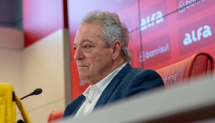 Abel Braga durante sua apresentação como técnico do Internacional em 2025
             -       
        Lucas Costa - 18.dez.25/Internacional