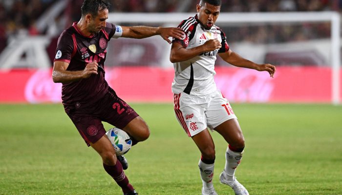 O goleiro Hugo Souza comemora a classificação do Corinthians à semifinal do Campeonato Paulista
             -       
        Eduardo Carmim - 22.fev.26/Photo Premium/Folhapress
