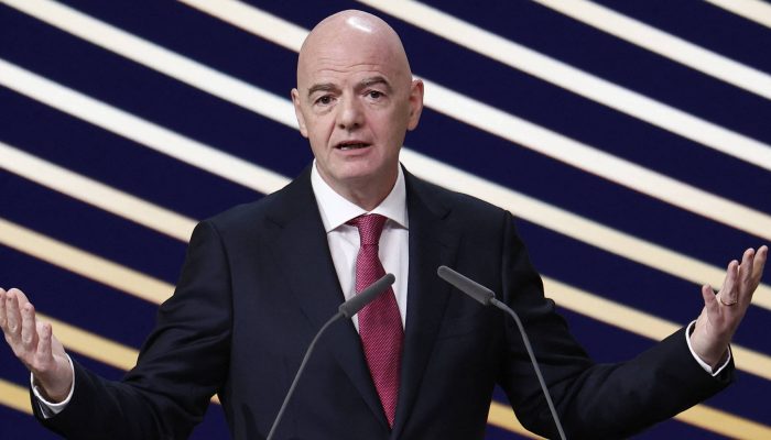 Gianni Infantino discursa durante Congresso da Uefa em Bruxelas, na Bélgica 
             -       
        Benoit Tessier - 12.fev.26/Reuters