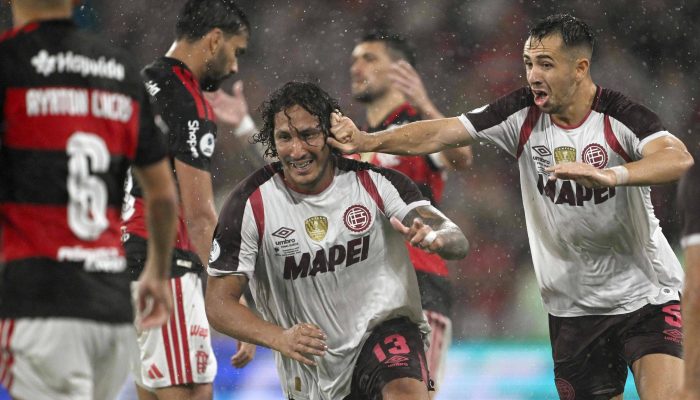 Canale celebra gol em decisão contra o Flamengo
             -       
        Mauro Pimentel/AFP