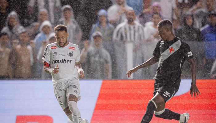 Neymar durante duelo entre Santos e Vasco na Vila Belmiro, pelo Campeonato Brasileiro 
             -       
        Raul Barreta - 26.fev.26/Santos FC