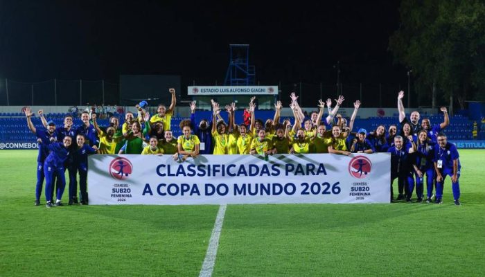 Jogadoras comemoram a classificação ao Mundial Sub20 de 2026 antes da partida contra o Equador
             -       
        CBF