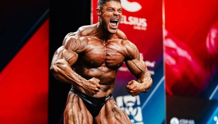 Wesley Vissers nos palcos do Arnold Classic Ohio 2026
             -       
        Mitchell Gilbert