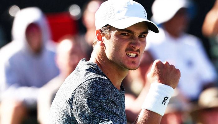 João Fonseca em partida contra Karen Khachanov no Masters 1000 de Indian Wells
             -       
        BNP Paribas Open no X