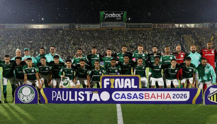 O time do Palmeiras posa antes do jogo de volta da final do Campeonato Paulista, no estádio do Novorizontino
             -       
        Cesar Greco/Palmeiras