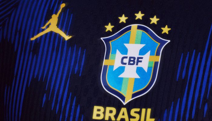 A camisa número 2 da seleção brasileira para a Copa do Mundo lançada pela Nike em parceria com a marca de Michael Jordan
             -       
        Divulgação NikeJordan