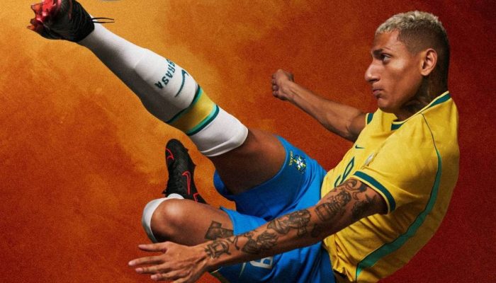 Richarlison em campanha da Nike para a nova camisa da seleção brasileira
             -       
        Divulgação/Nike