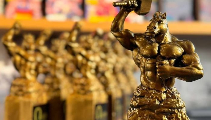 Estatuetas que serão distribuídas aos atletas homenageados no Horsepower Awards
             -       
        Hugo Abbá
