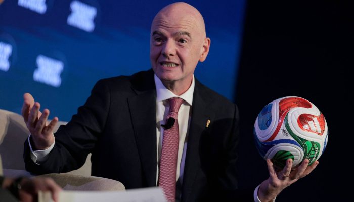 Gianni Infantino em palestra durante evento em Washington
             -       
        Kent Nishimura - 14.abr.26/AFP