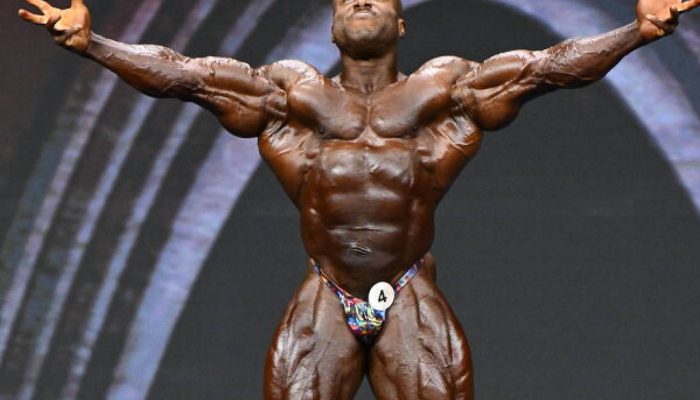 Shaun Clarida durante as finais do Olympia 2025
             -       
        Jeff Binns/NPC News Online