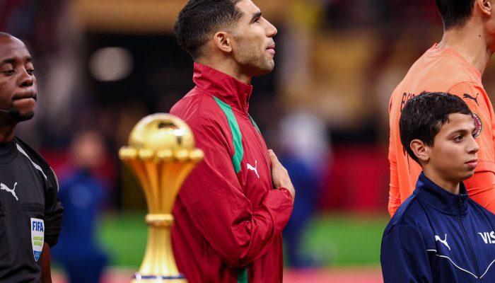 Achraf Hakimi, que nasceu em Madri, na Espanha, defende a seleção do Marrocos em partida da Copa Africana de Nações
             -       
        Franck Fife - 18.jan.26/AFP