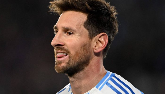 Messi durante duelo entre Argentina e Venezuela pelas Eliminatórias no Monumental de Núñez, em Buenos Aires
             -       
        Luis Robayo - 4.set.25/AFP