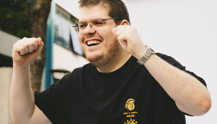 Casimiro Miguel, l&iacute;der da Caz&eacute;TV, que vai transmitir todos os jogos da Copa do Mundo
             -       
        Divulga&ccedil;&atilde;o/Caz&eacute;TV