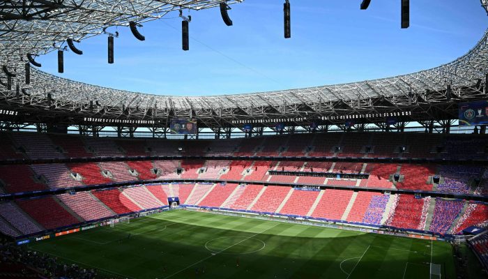 Puskas Arena, na Hungria, palco da decisão da Champions entre PSG e Arsenal
             -       
        Nicolas Tucat/AFP
