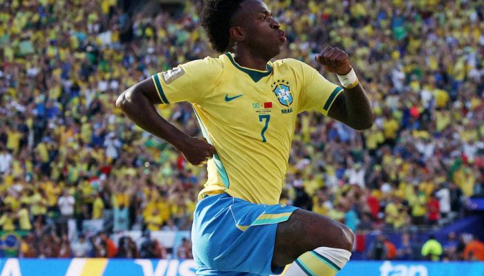 Vinicius Junior comemora o seu gol, que empatou o duelo contra Marrocos na estreia das duas seleções na Copa do Mundo, em Nova Jersey
             -       
        Vincent Carchiettta/Imagn Images via Reuters